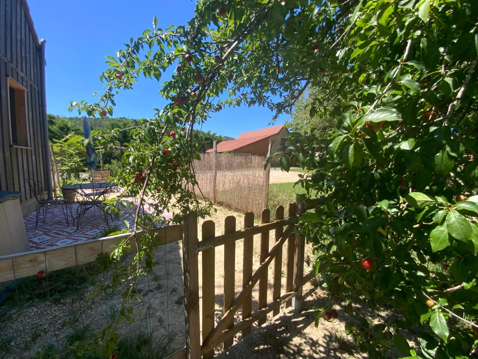 Gite Wildflower Lane Valojoulx Εξωτερικό φωτογραφία