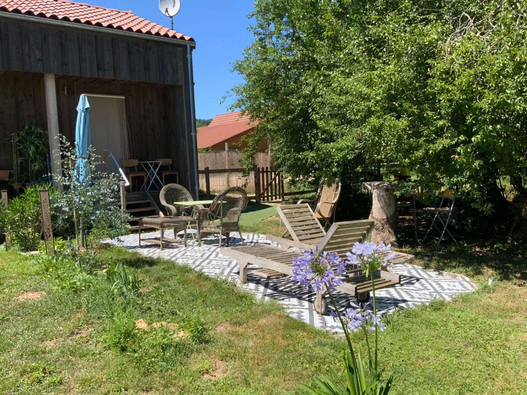 Gite Wildflower Lane Valojoulx Εξωτερικό φωτογραφία