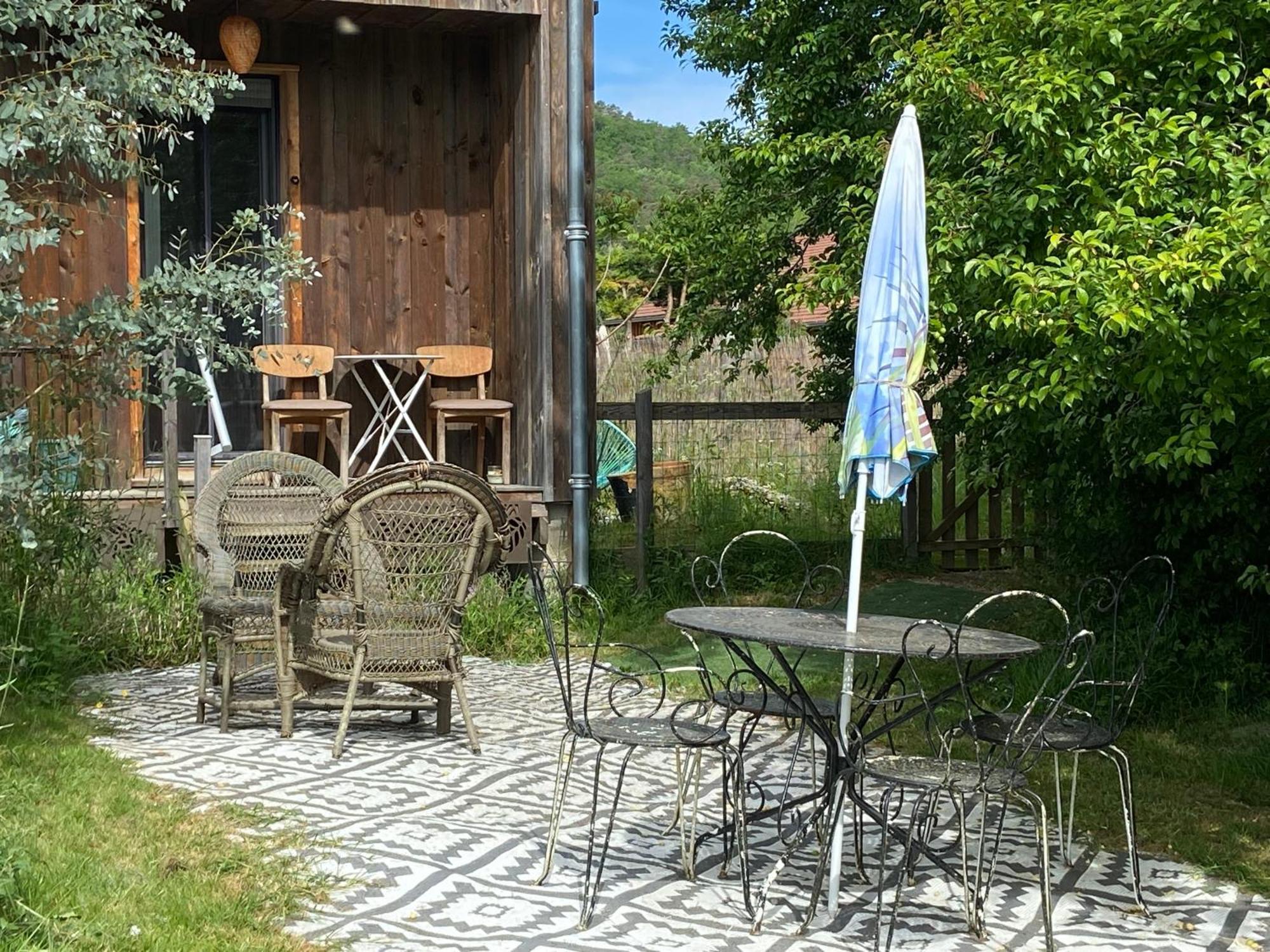 Gite Wildflower Lane Valojoulx Εξωτερικό φωτογραφία