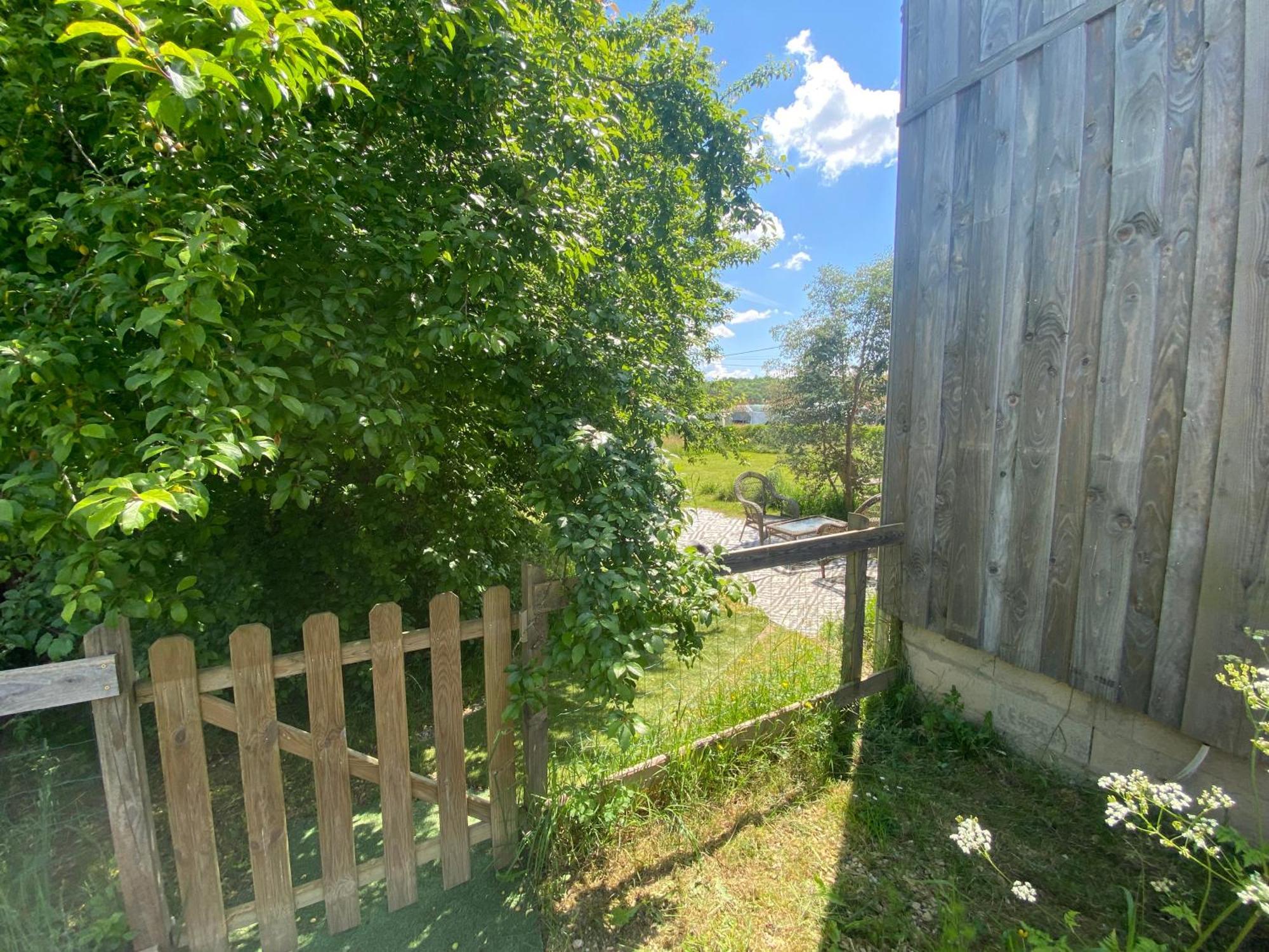 Gite Wildflower Lane Valojoulx Εξωτερικό φωτογραφία