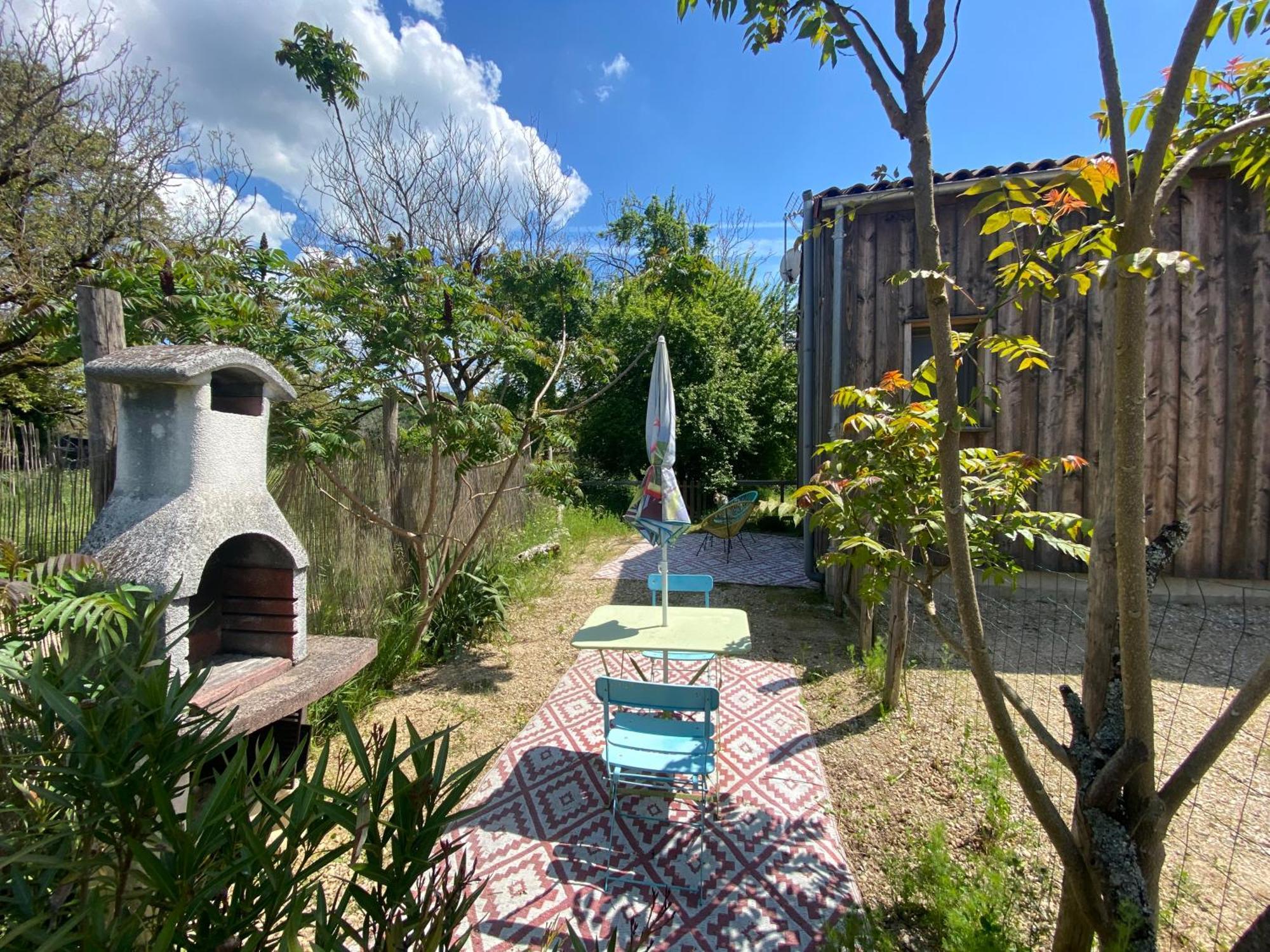 Gite Wildflower Lane Valojoulx Εξωτερικό φωτογραφία